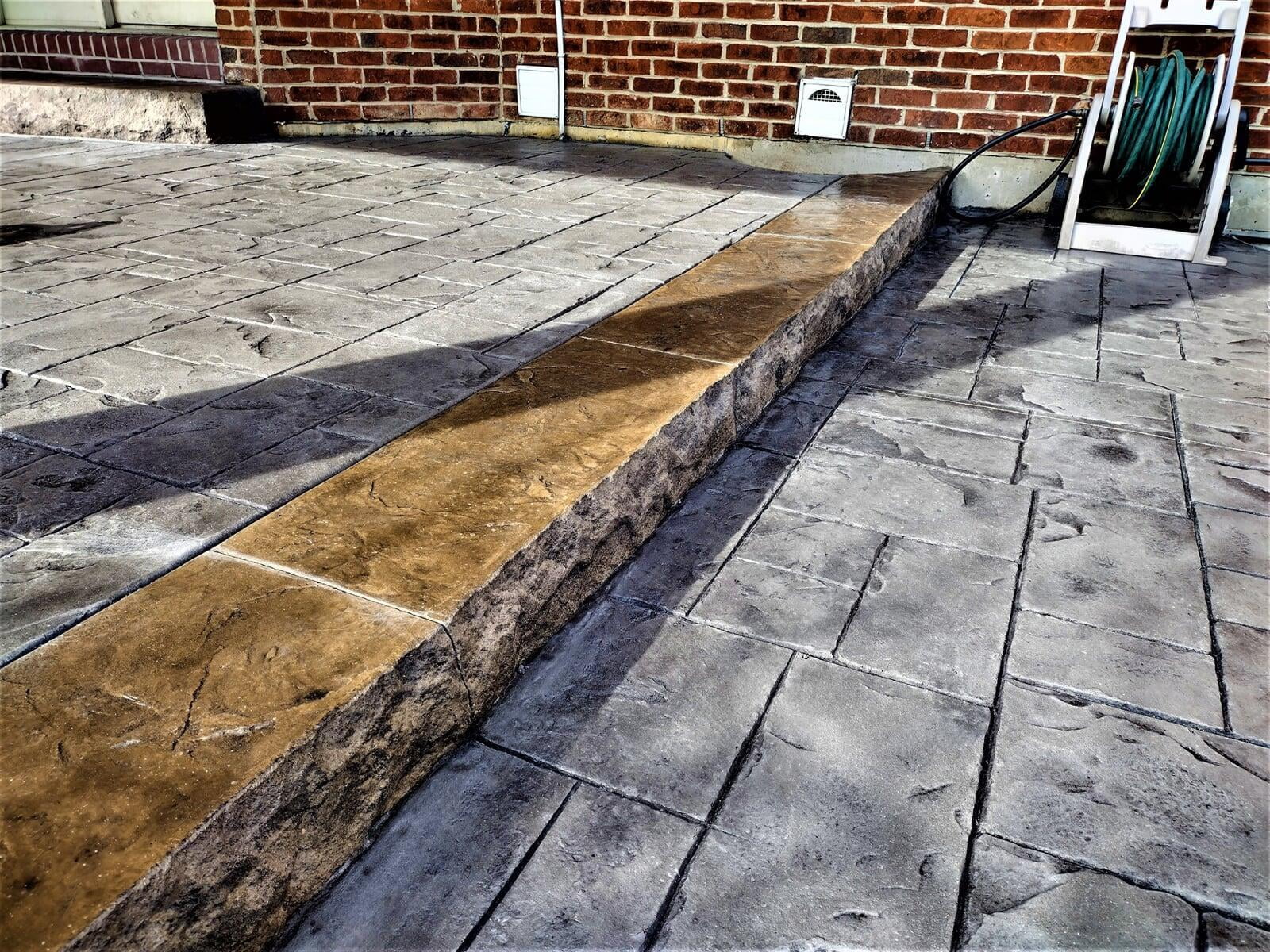 Ashlar Slate with Stone Border and Step