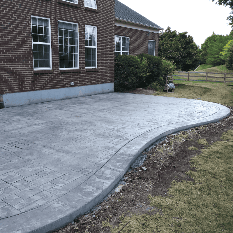 Ashlar Slate Concrete with Stone Borders